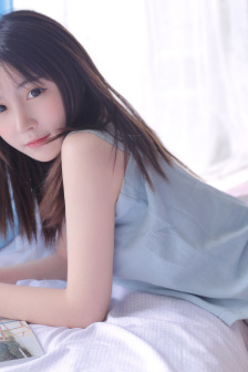 被教官按在寝室狂到腿软视频